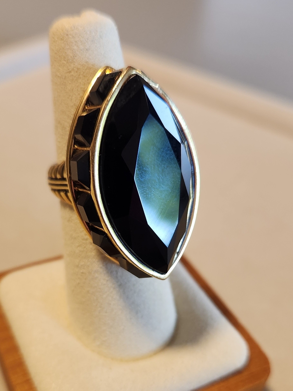 AKKAD "Deco Drama" Gold-Tone Statement Ring Size 6.5